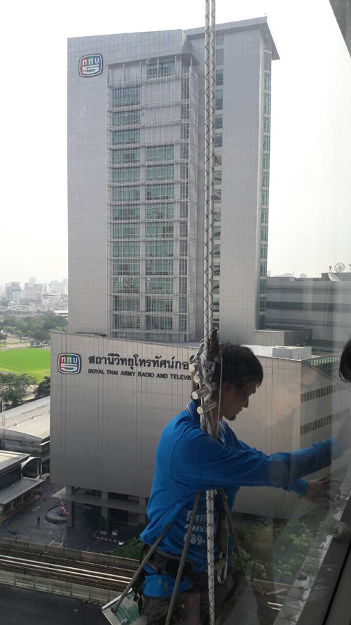 งานทาสีอาคารและปรับปรุงผิวภายนอก